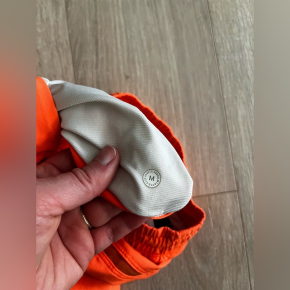 Lululemon Men’s Pace Breaker Lined Short 7" Bright Orange - Size Medium - Picture 2 of 7